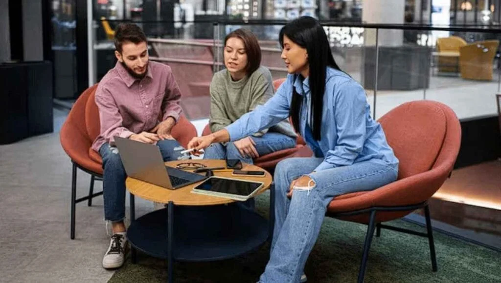 Runvra com Explained: What It Is & Is It Safe? Guide 2026